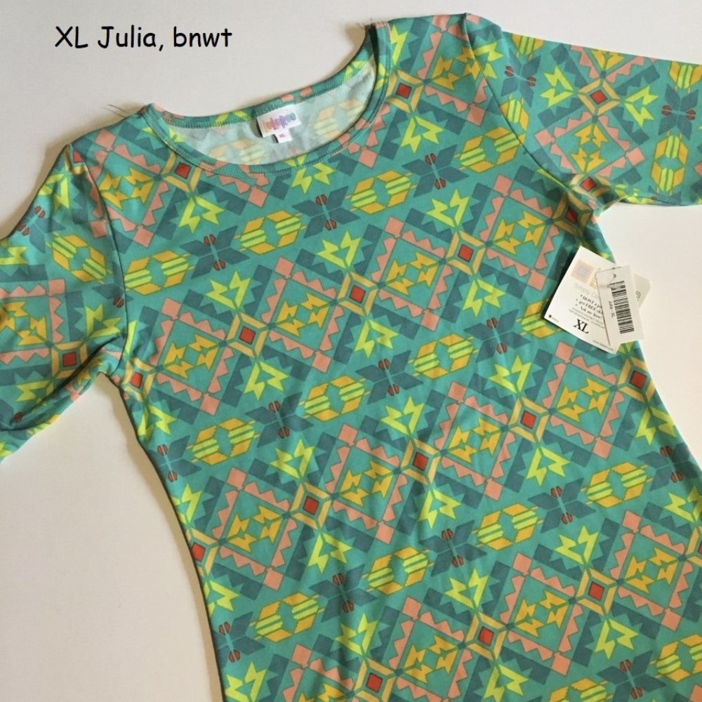 XL Lularoe Julia sheath dress, green Aztec print
